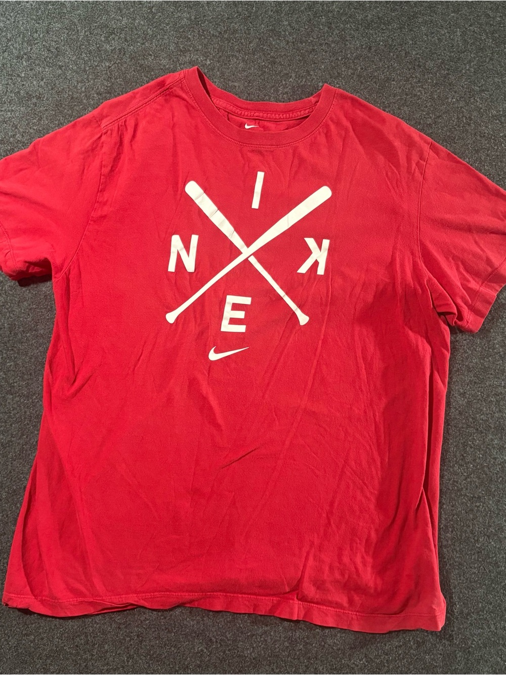 Nike The Nike Tee Men's L Red Logo Baseball Crew Neck Short Sleeve Solid T-Shirt